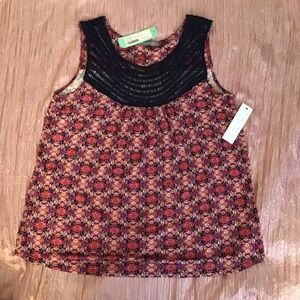 Mackinley crochet yoke lore knit top